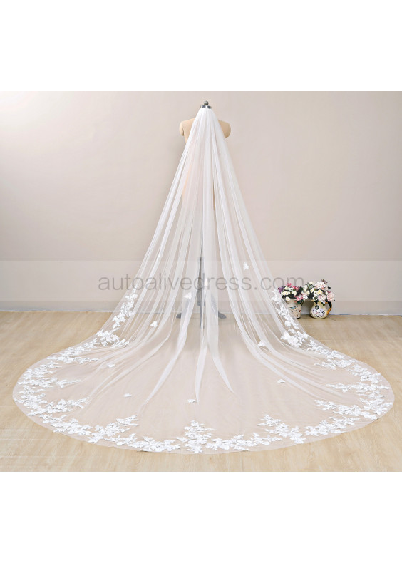 White Vintage Flowery Lace Wedding Veil Cathedral Length Veil White Vintage Flowery Lace Wedding Veil Cathedral Length Veil